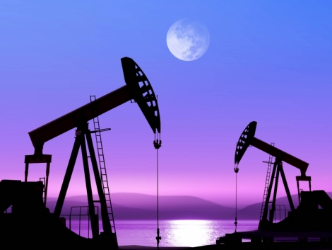Переизбыток на рынке нефти ведет к снижению цен