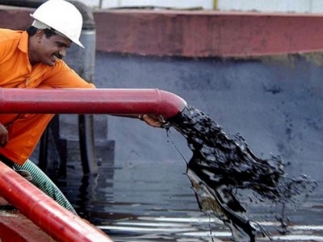 Нефтяные цены на мировом рынке продолжают падать