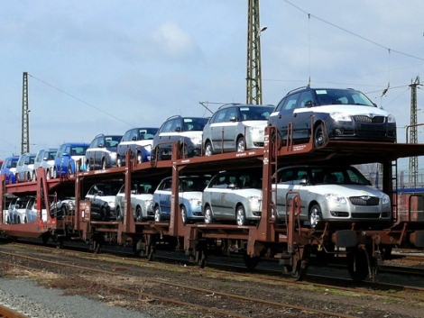 За прошлый год цена импортных легковых автомобилей увеличилась на 54%